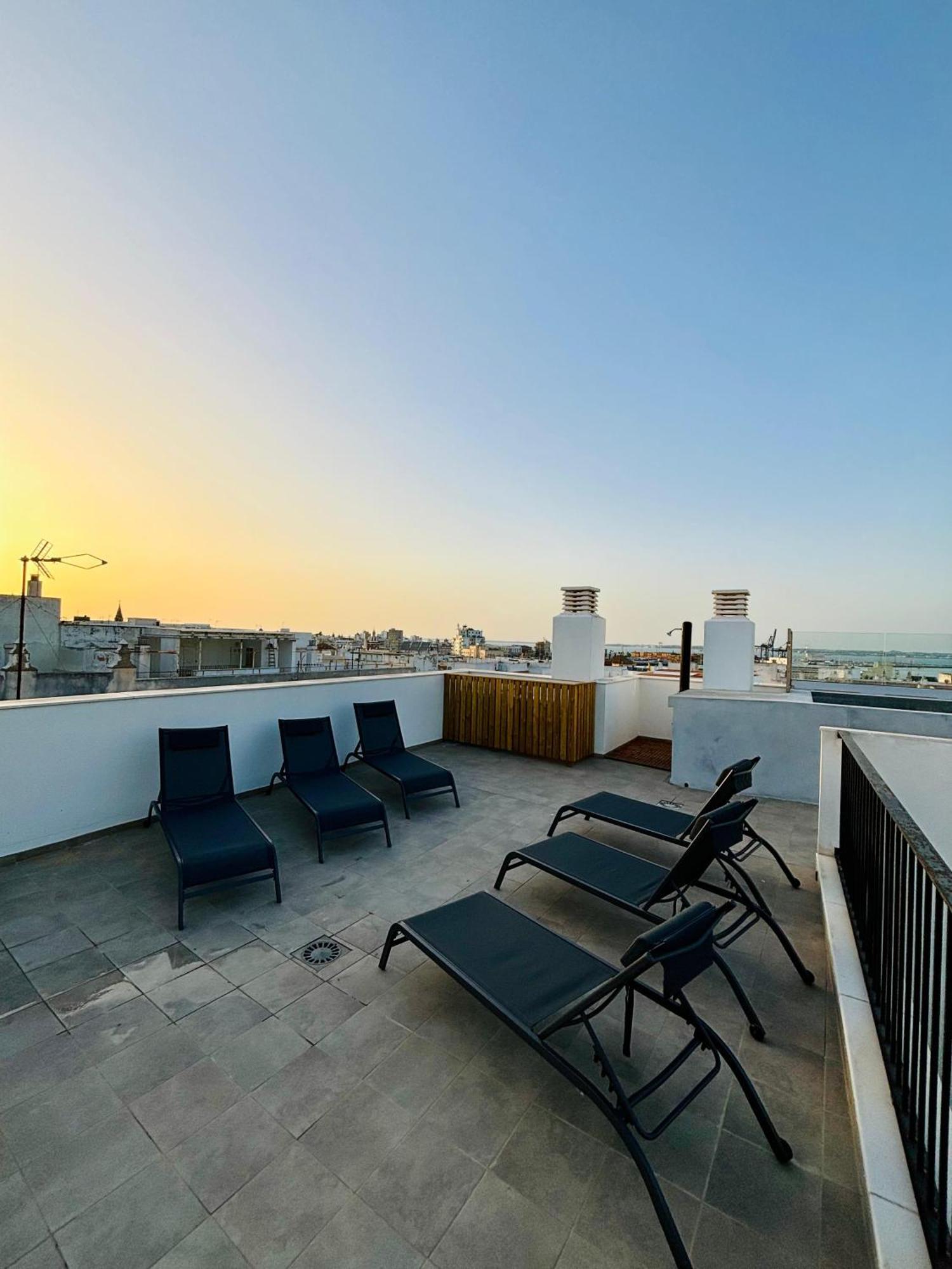 Apartmán Entre Catedrales Grupo Ac Gestion Cádiz Exteriér fotografie